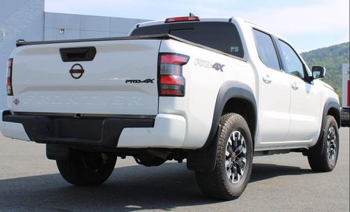 Glacier White 2024 Nissan Frontier PRO-4X