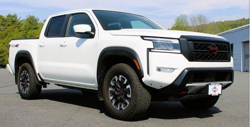 Glacier White 2024 Nissan Frontier PRO-4X