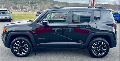 2023 Jeep Renegade Upland