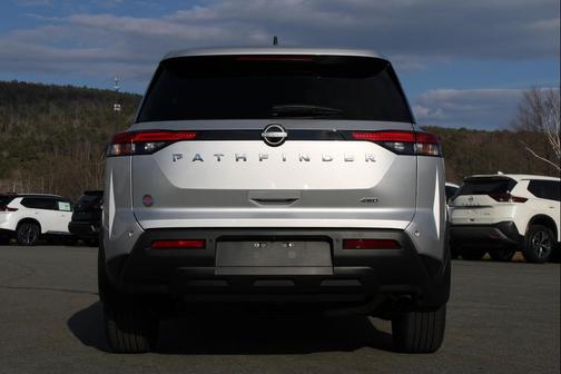 2025 Nissan Pathfinder S 4WD