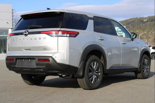 2025 Nissan Pathfinder S 4WD