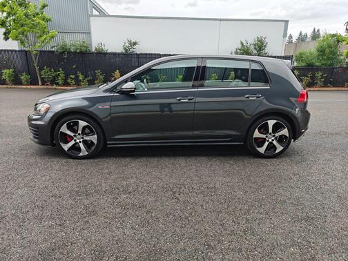 Carbon Steel Gray Metallic 2015 Volkswagen Golf GTI 2.0T Autobahn 4-Door