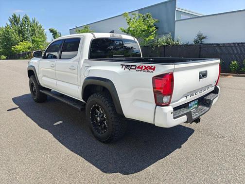 Super White 2019 Toyota Tacoma TRD Off Road