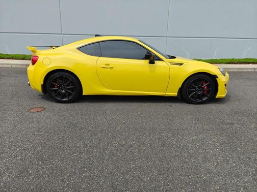 Charlesite Yellow 2017 Subaru BRZ Series. Yellow