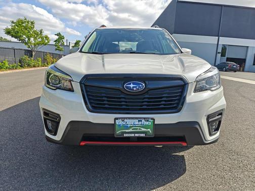 Crystal White Pearl 2019 Subaru Forester Sport