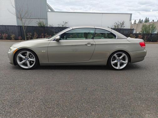 Platinum Bronze Metallic 2009 BMW 335 335i Convertible 2D