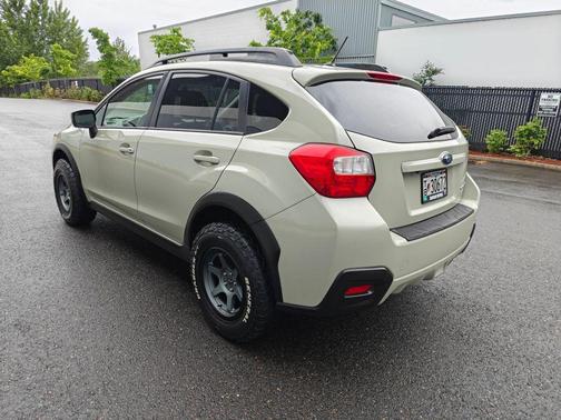 Tan 2017 Subaru Crosstrek 2.0i Premium
