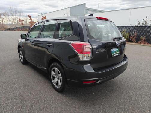 Gray 2017 Subaru Forester 2.5i