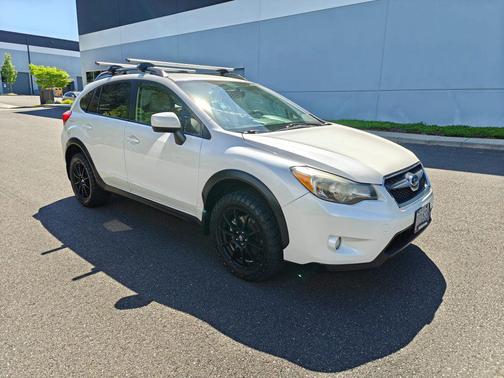 Satin White Pearl 2014 Subaru XV Crosstrek 2.0i Premium