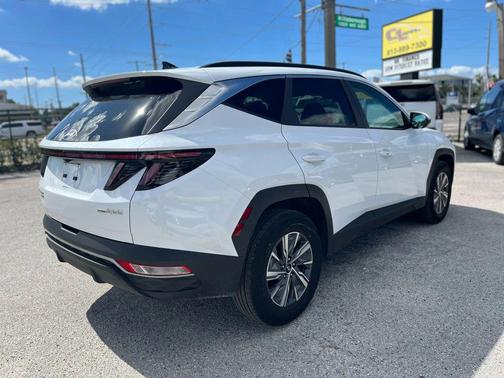 2022 Hyundai TUCSON Hybrid Blue