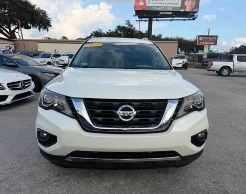 2019 Nissan Pathfinder SV