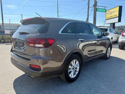 2020 Kia Sorento LX
