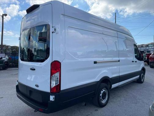 2021 Ford Transit-250 Base