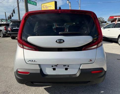 Silver 2021 Kia Soul S