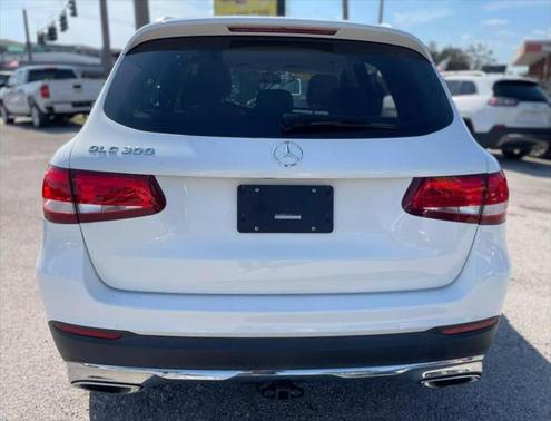 2017 Mercedes-Benz GLC 300 Base