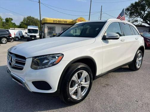 2017 Mercedes-Benz GLC 300 Base