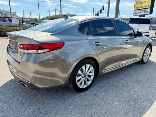 2016 Kia Optima LX