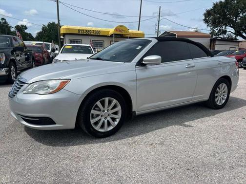 2011 Chrysler 200 Touring
