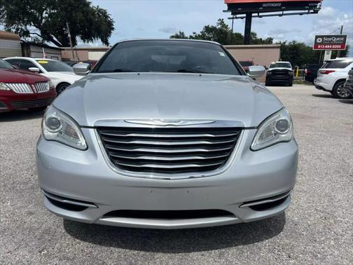 2011 Chrysler 200 Touring