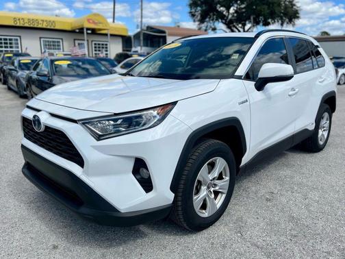 2019 Toyota RAV4 Hybrid XLE