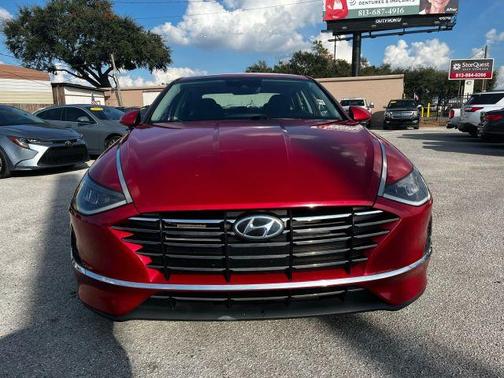 Red 2020 Hyundai SONATA SE