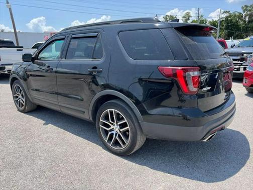 2017 Ford Explorer sport