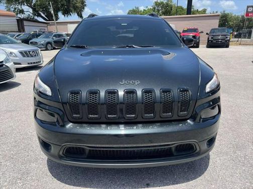 2016 Jeep Cherokee Sport