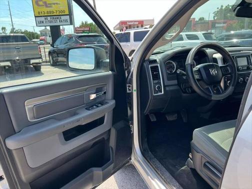 2016 RAM 1500 SLT
