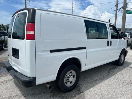 2017 Chevrolet Express 2500 Work Van