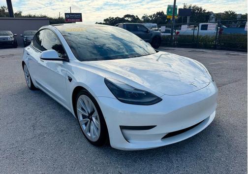 2021 Tesla Model 3 Standard Range Plus