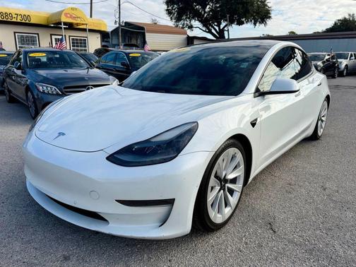 2021 Tesla Model 3 Standard Range Plus
