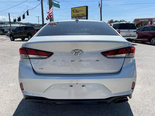 2019 Hyundai SONATA SE