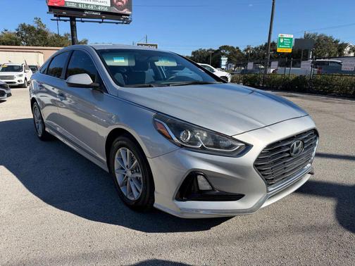 2019 Hyundai SONATA SE