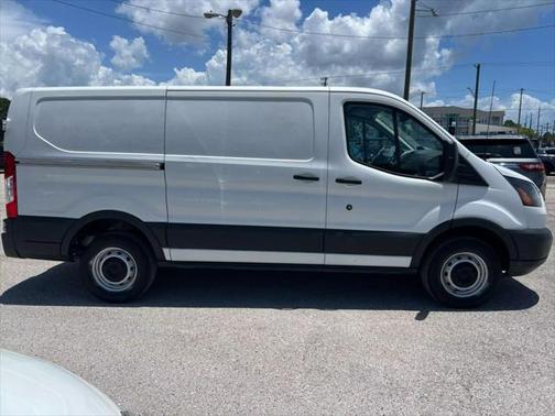 2017 Ford Transit-250 Base