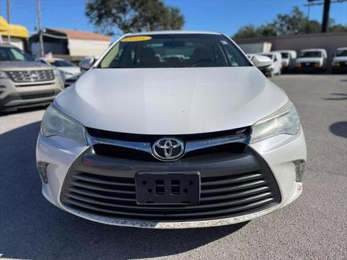 2016 Toyota Camry XLE