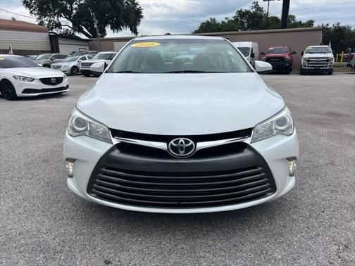 2016 Toyota Camry XLE