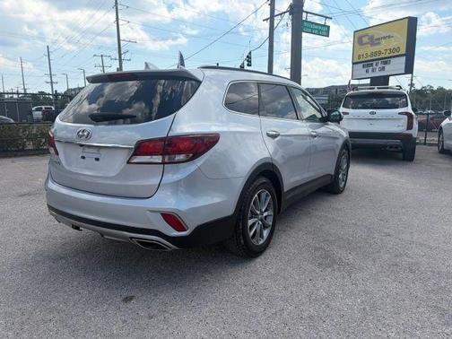 Circuit Silver 2017 Hyundai SANTA FE SE