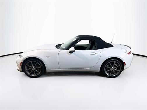 2016 Mazda MX-5 Miata GRAND TOURING