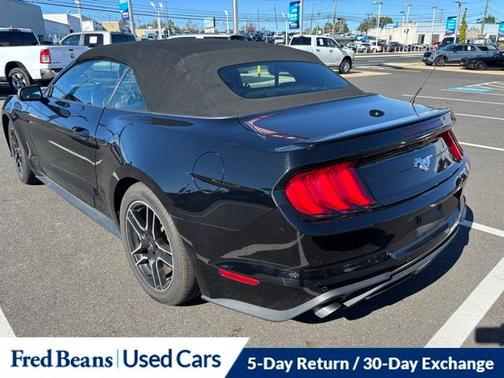2023 Ford Mustang ECOBOOST PREMIUM