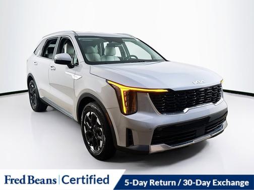 2025 Kia Sorento S