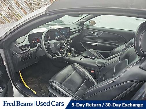 2024 Ford Mustang ECOBOOST PREMIUM