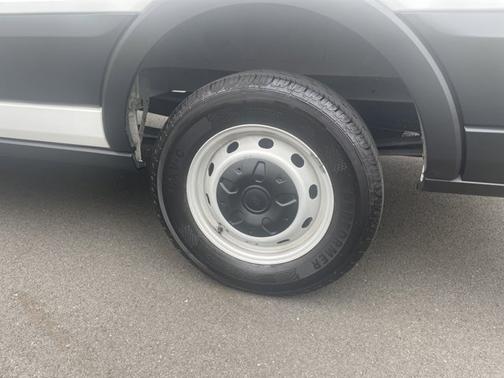 2022 Ford Transit-150 T150