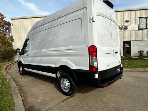 2023 Ford Transit-250 148 WB HIGH ROOF CARGO