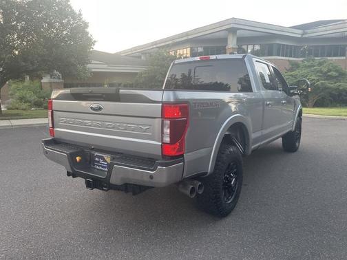 2020 Ford F-350 LARIAT SUPER DUTY