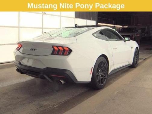 OXFORD WHITE 2024 Ford Mustang GT