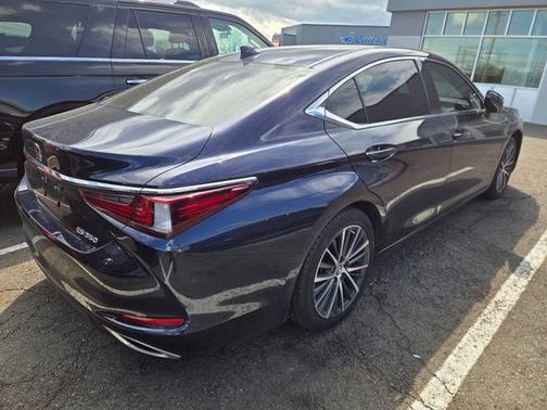 2024 Lexus ES 350 BASE