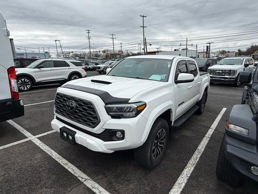 2023 Toyota Tacoma TRD SPORT