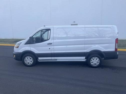 2023 Ford Transit-250 T-250 130 LOW ROOF CERTIFIED