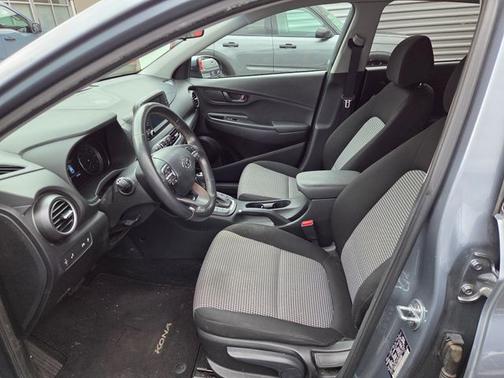 2021 Hyundai KONA SEL