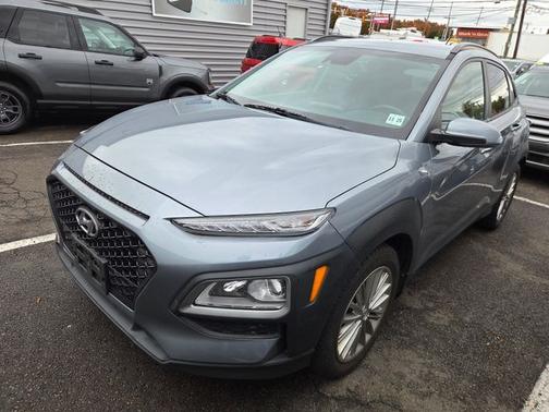 2021 Hyundai KONA SEL